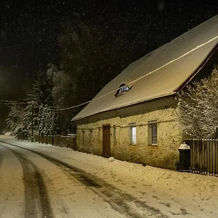 Izeria 112 Riverside House Vakantiehuis Piechowice (Karkonosze)