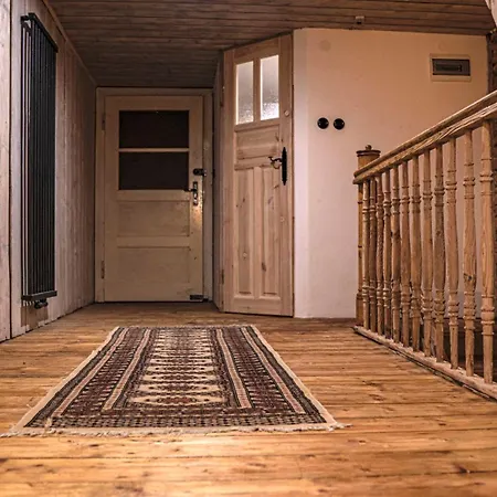 Vakantiehuis Izeria 112 Riverside House