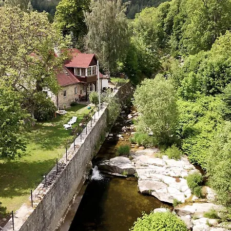 Izeria 112 Riverside House * Piechowice (Karkonosze)