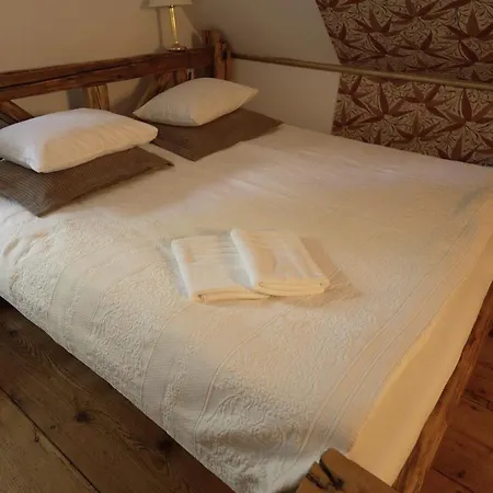 Vakantiehuis Izeria 112 Riverside House *