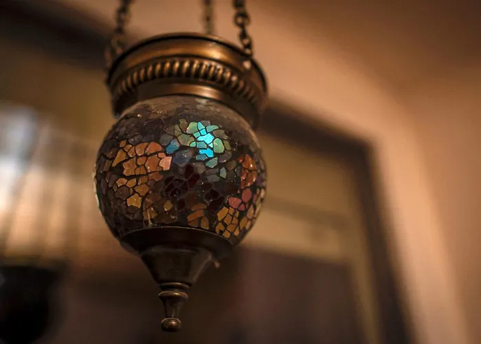 Izeria 112 Riverside House *