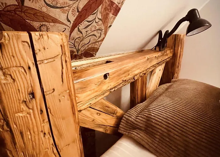 Izeria 112 Riverside House Holiday home *