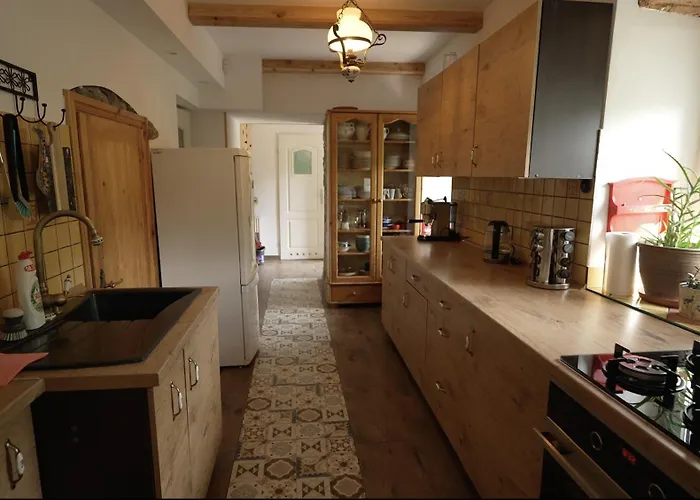 Izeria 112 Riverside House Holiday home