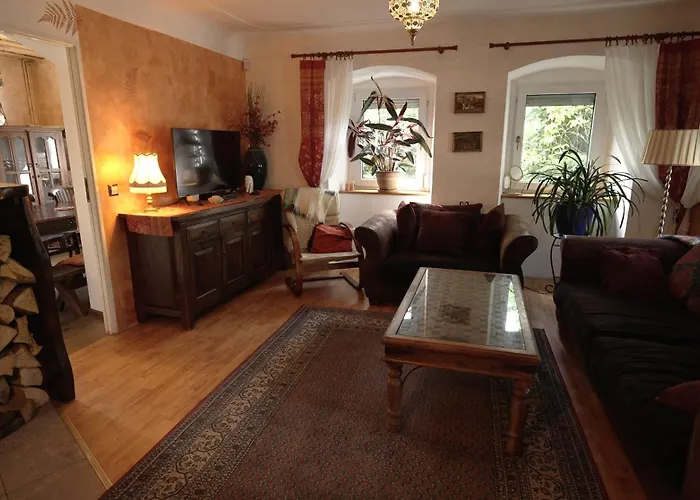 Izeria 112 Riverside House Semesterbostad *